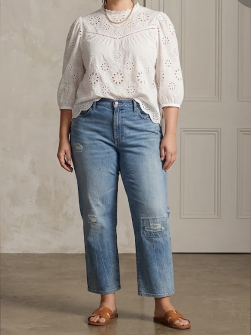 MAKE AN OFFER - POLO RALPH LAUREN Straight Leg Ankle Rip Repair Medium Wash
